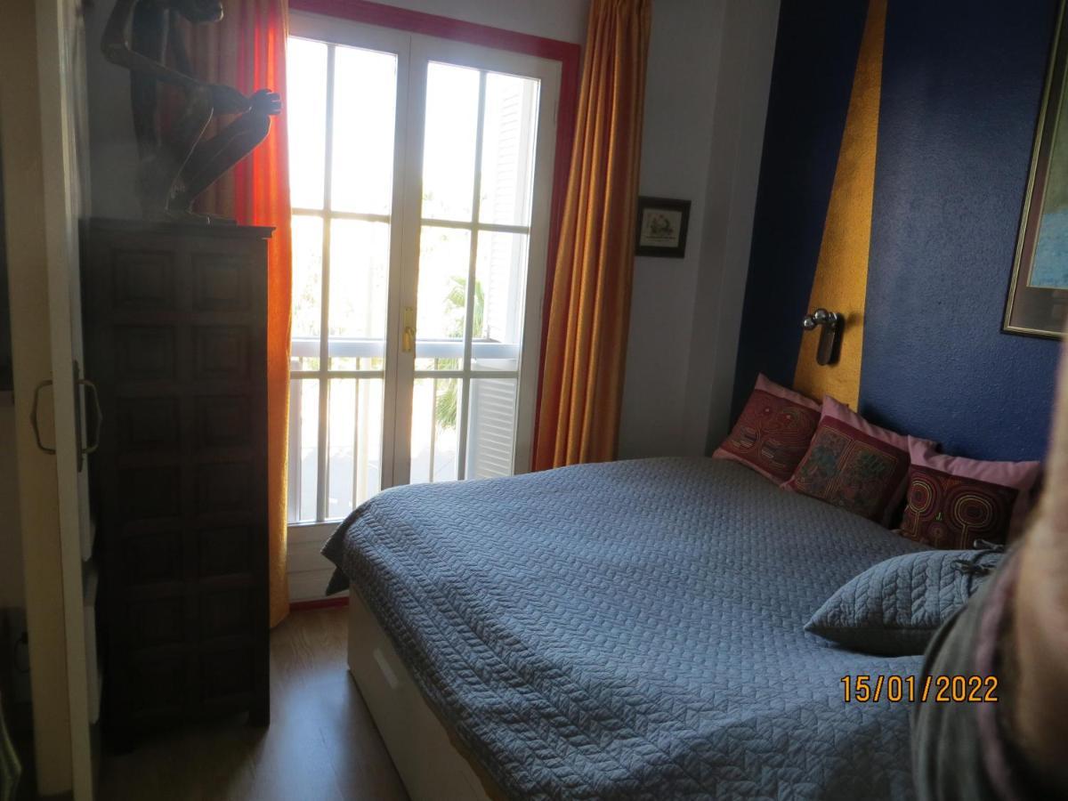 Almerimar Pearl Bagian luar foto
