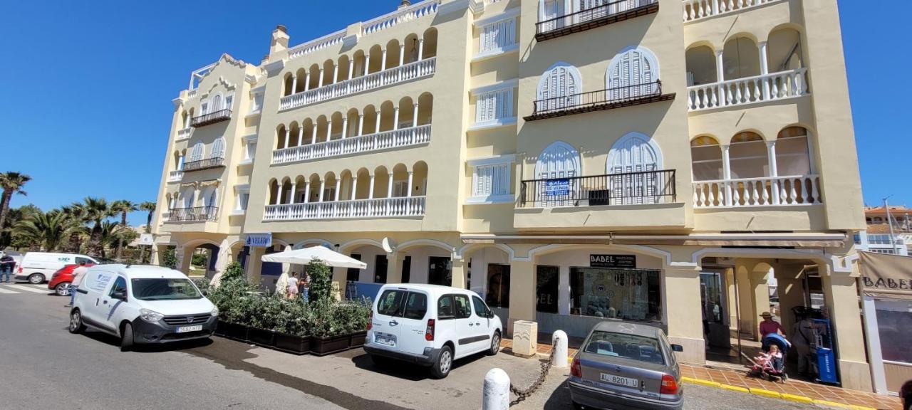 Almerimar Pearl Bagian luar foto