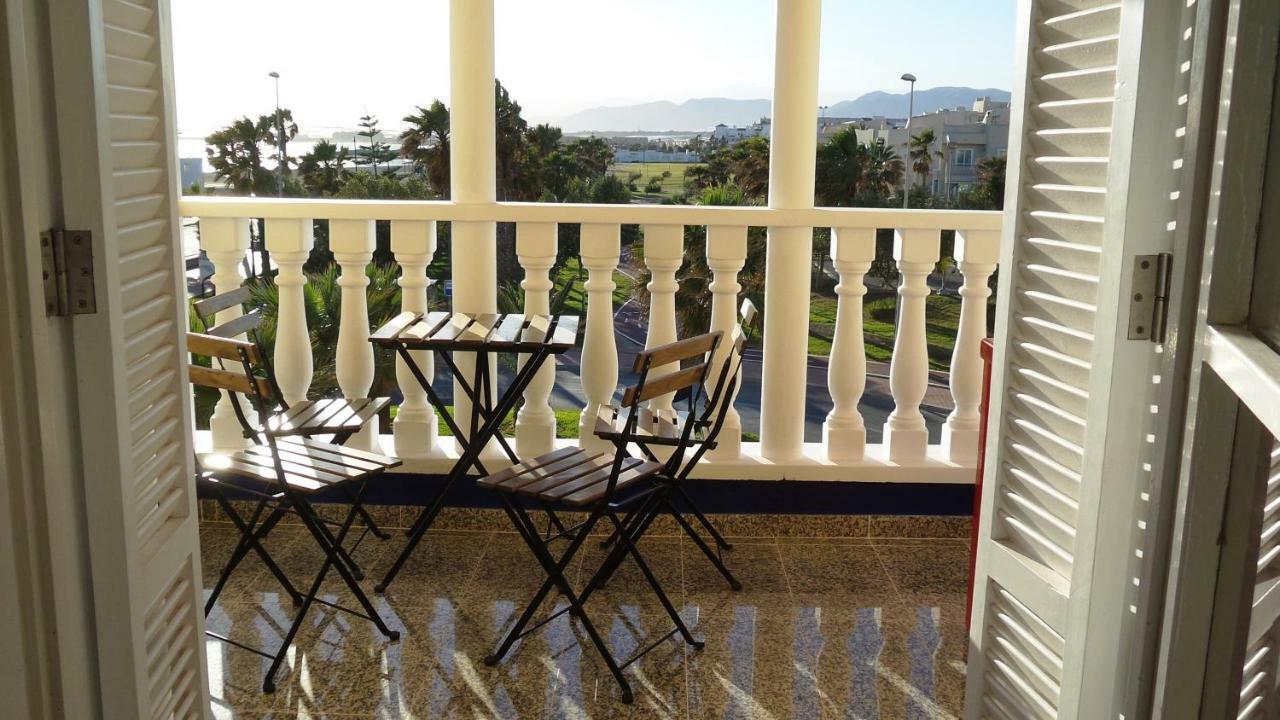 Almerimar Pearl Bagian luar foto