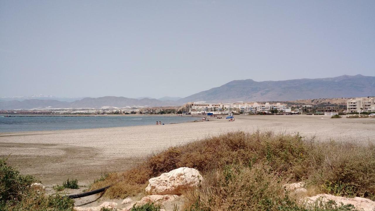 Almerimar Pearl Bagian luar foto